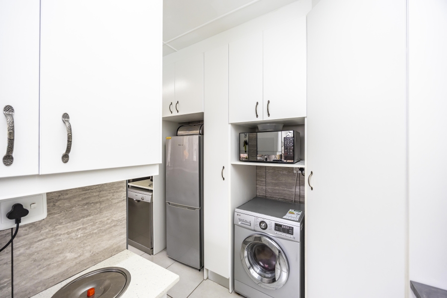 To Let 3 Bedroom Property for Rent in Beacon Bay Eastern Cape